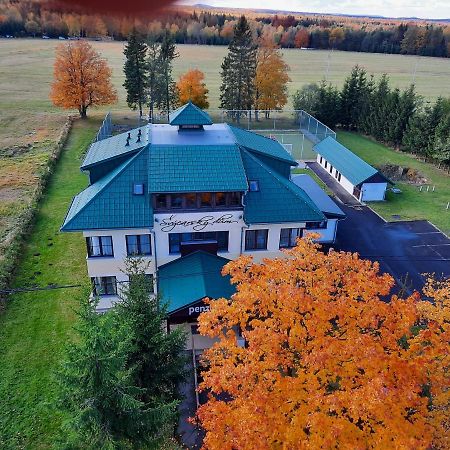 Penzion Svycarsky Dum Sneznik Exteriör bild